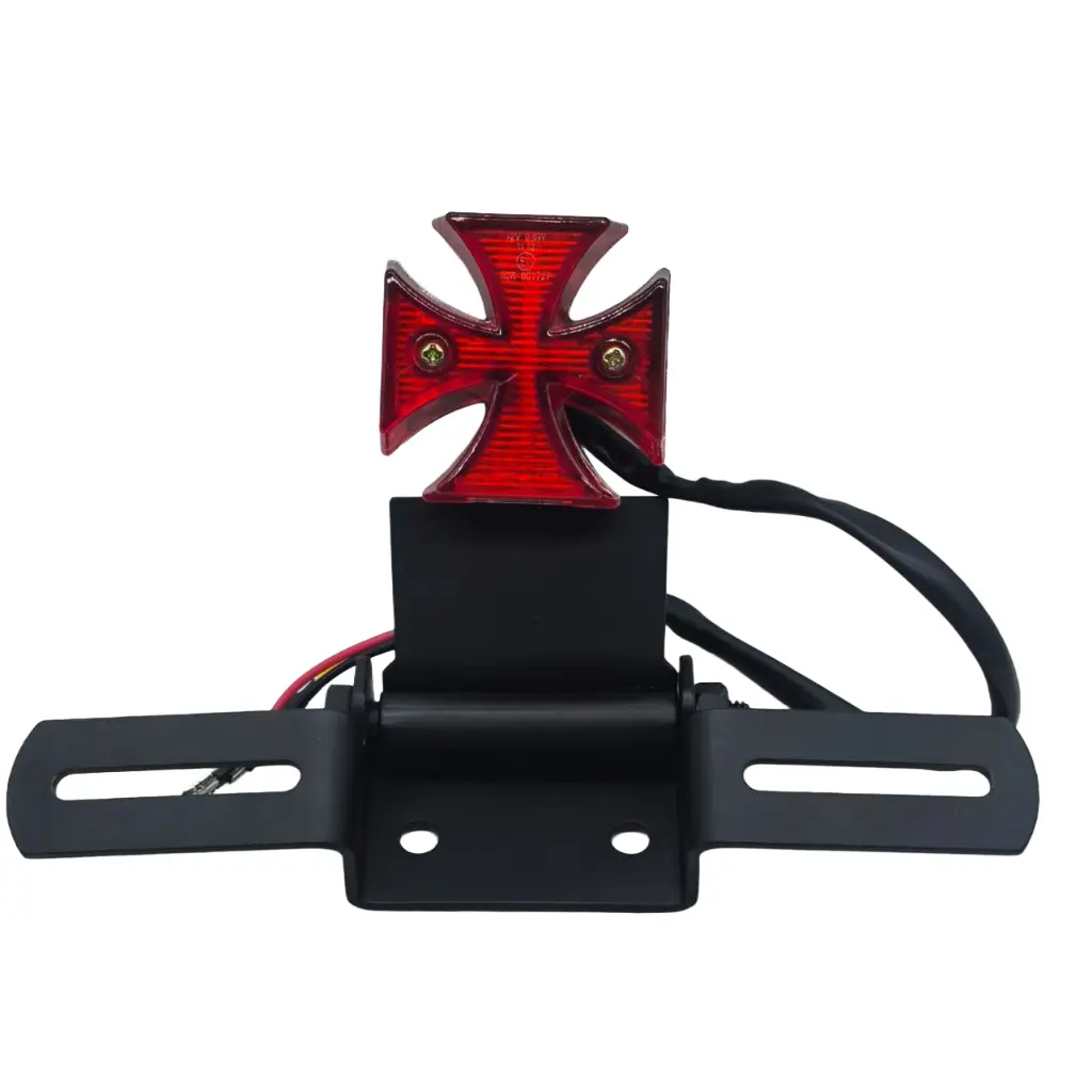 Calavera Stop Luz Freno LED Chopper Cruz Maltesa Porta Placas